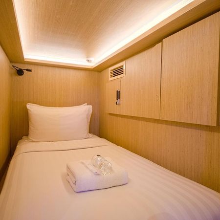 Cube Boutique Capsule Hotel At Kampong Glam Singapur Zewnętrze zdjęcie