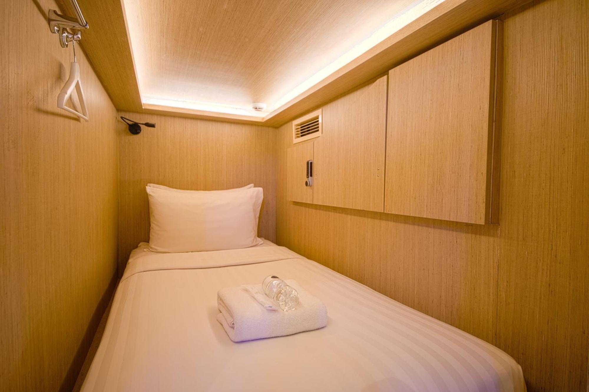 Cube Boutique Capsule Hotel At Kampong Glam Singapur Zewnętrze zdjęcie